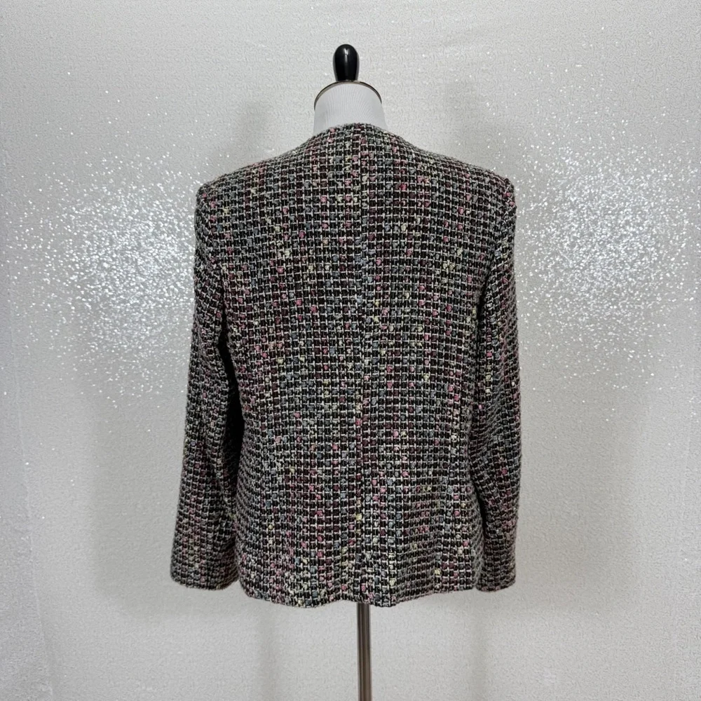 Koret beautiful petite